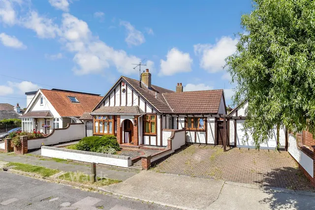 Sunnyhill Road, Herne Bay, CT6, photo 1