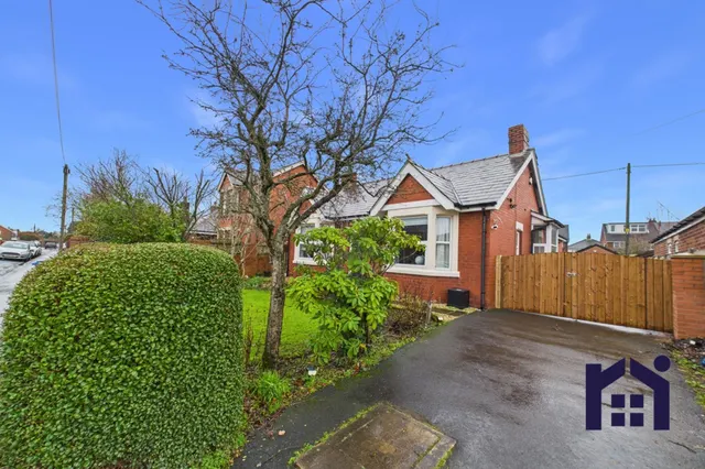 Lawrence Lane, Eccleston, Chorley, PR7 5SJ, photo 1