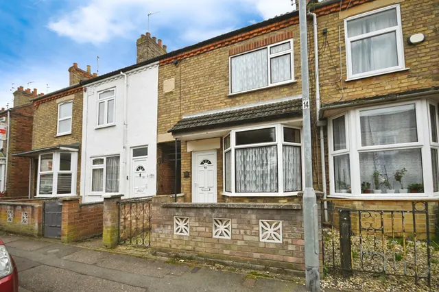 2 bedroom house, Churchfield Road, Peterborough, PE4