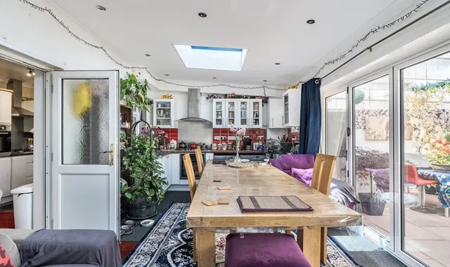Photo 2 — Clare Crescent, Leatherhead, KT22