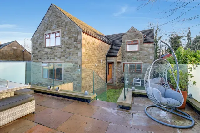 Haigh House Hill, Huddersfield, HD3, photo 1