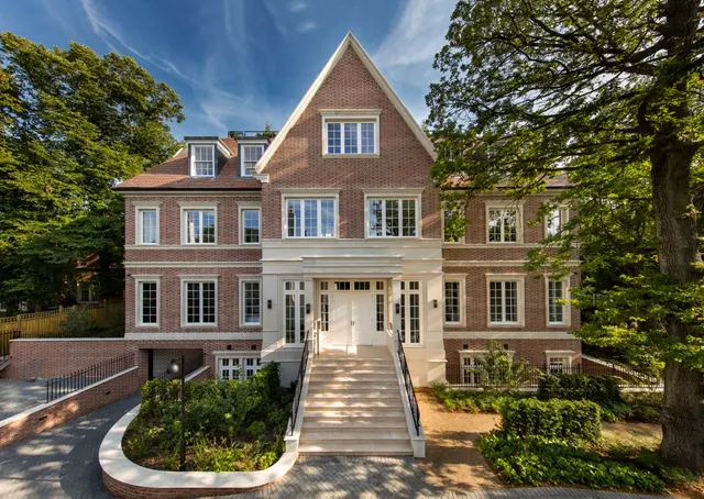 The Bishops Avenue, Hampstead Garden Suburb, N2 0BJ, photo 1
