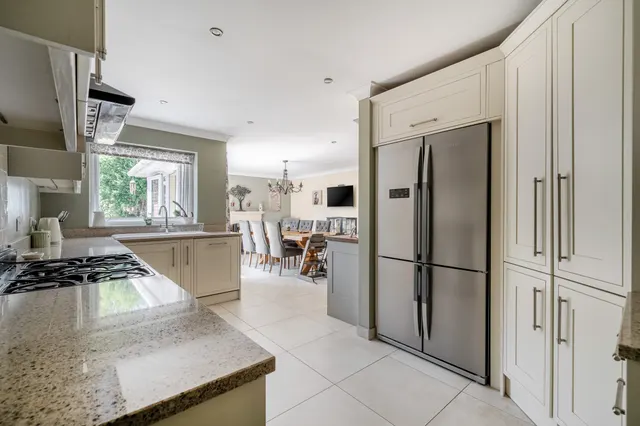 Briar Glen, Cookham, SL6, photo 3