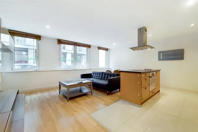 Winchester Road, London, NW3, photo 1