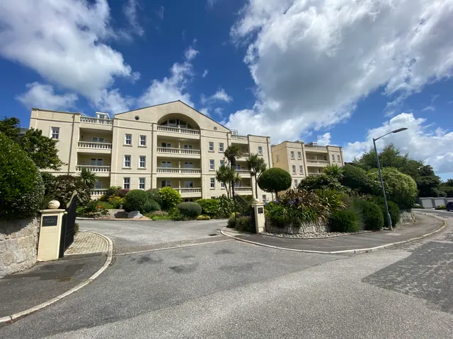 Falmouth, photo 1