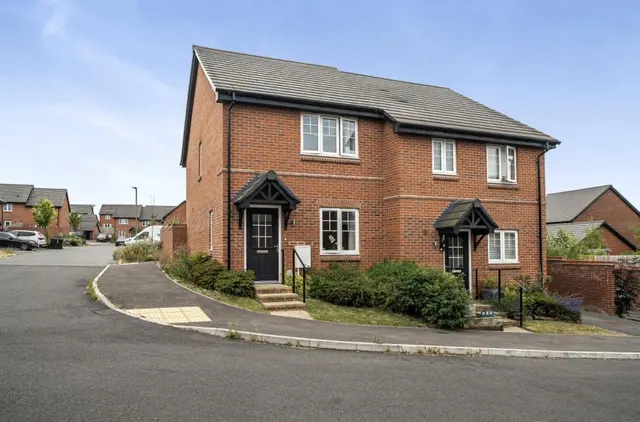 Glebe Road, East Challow, OX12, photo 1