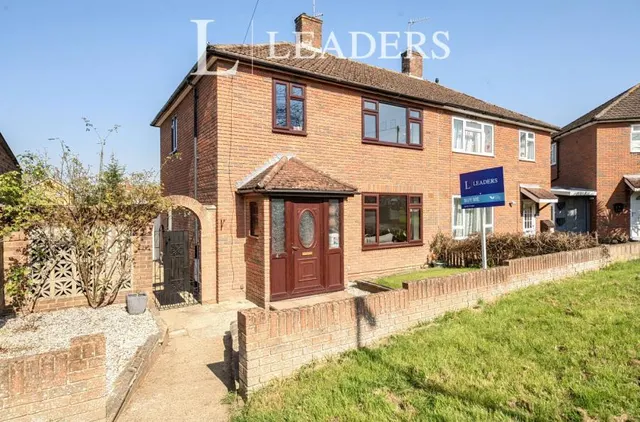 Oakmead, Tonbridge, TN10, photo 1