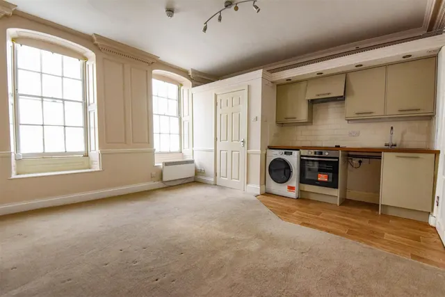 Long Street, Dursley, GL11, photo 3
