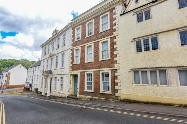 Long Street, Dursley, GL11, photo 1
