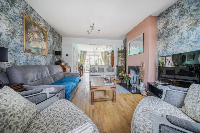 Photo 3 — Glanville Road, BR2