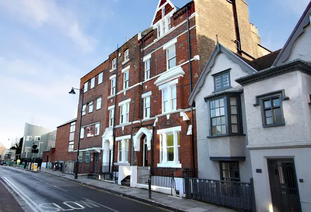 Photo 2 — Hornsey Lanes, Highgate, N6 5LX