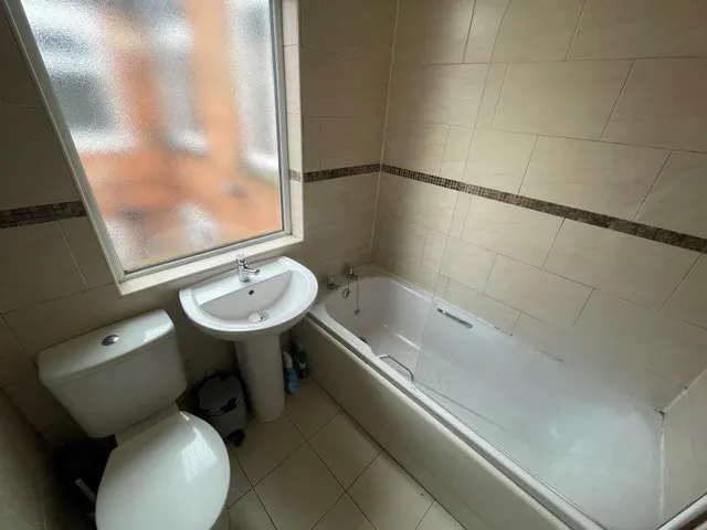 Thurlow Road, Leicester, LE2, photo 3