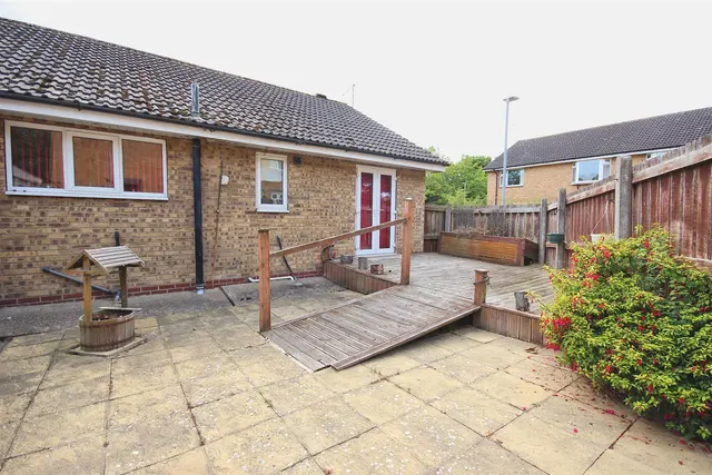 Photo 2 — Beckside, Hornsea
