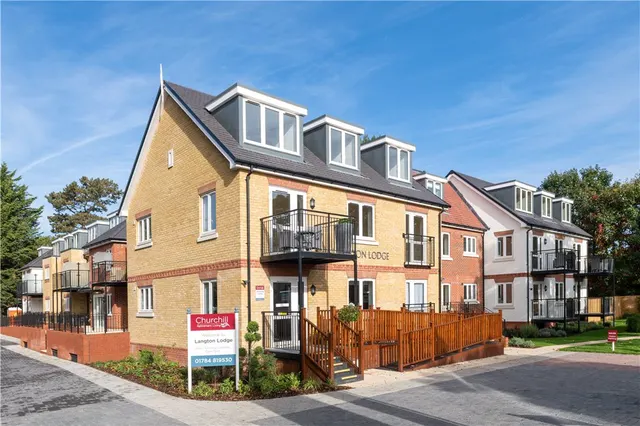 Thorpe Road, Staines-upon-Thames, TW18, photo 1