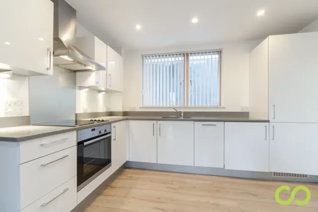 Sussex Way, Holloway, N7, photo 1