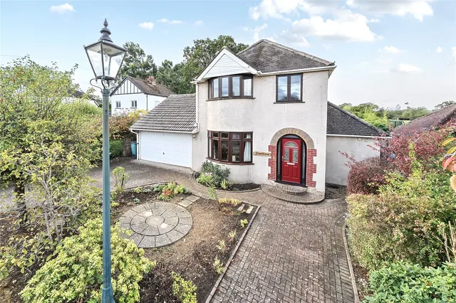 Tuckey Grove, Send Marsh, GU23, photo 1
