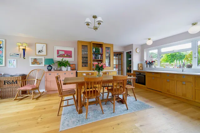 Grove Road, Cranleigh, GU6, photo 3
