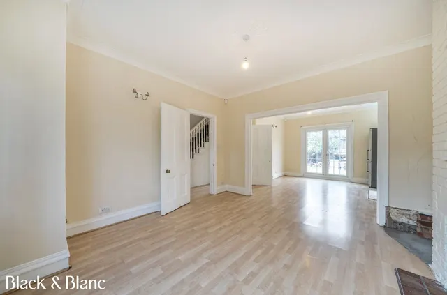Photo 2 — Wellmeadow Road, London, SE6