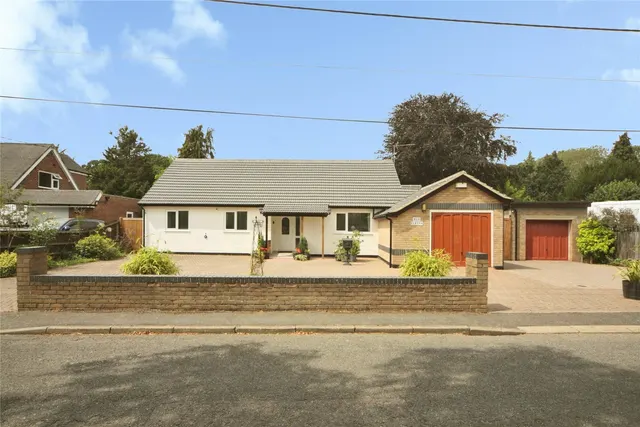 White Elm Road, Woolpit, Bury St. Edmunds, Suffolk, IP30, photo 1