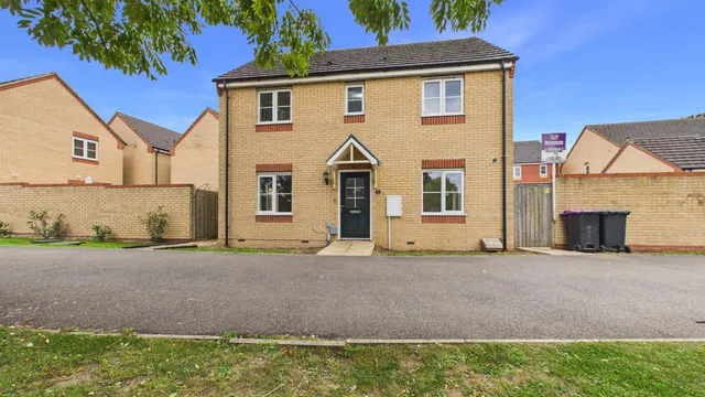 Shelsley Walsh Rise, Bourne, photo 1