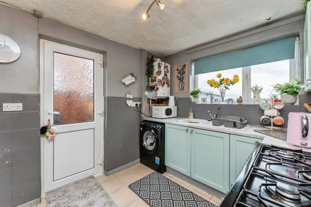 Abbots Walk, Holywell, CH8, photo 3