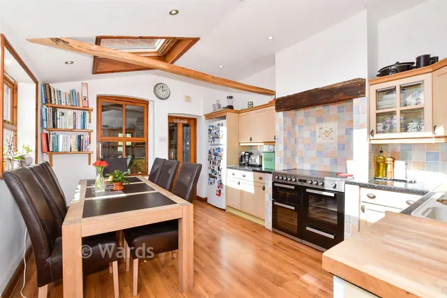 Lees Road, Yalding, ME18, photo 2