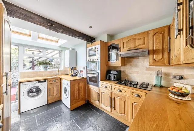 Waldegrave Terrace, Radstock, BA3, photo 2
