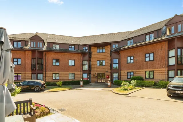Roseacre Gardens, Welwyn Garden City, photo 1
