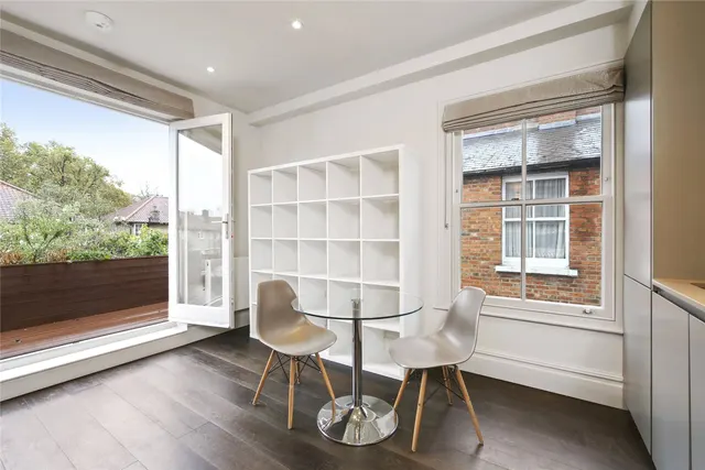 Photo 3 — Dunraven Road, London, W12