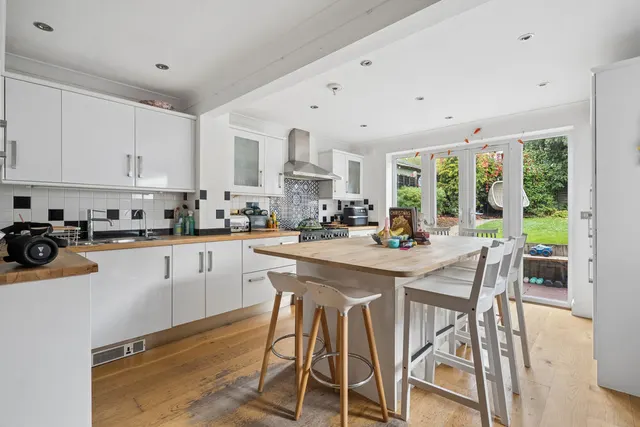 The Ridgeway, Marlow, SL7, photo 3
