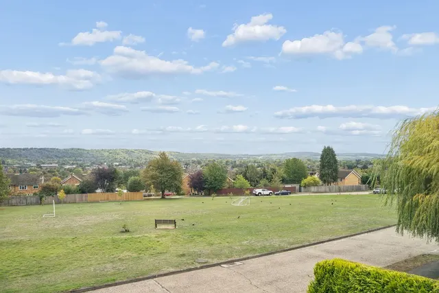 The Ridgeway, Marlow, SL7, photo 2