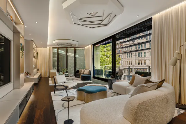 Photo 3 — 100 Knightsbridge, One Hyde Park, Knightsbridge, London