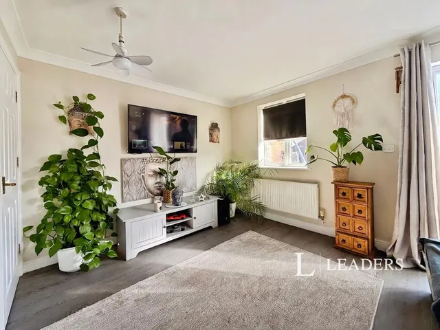 Forge Terrace, Lowestoft, NR32, photo 3