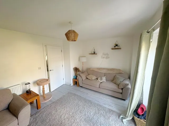 Trevelyan Road, Swindon, SN3, photo 3