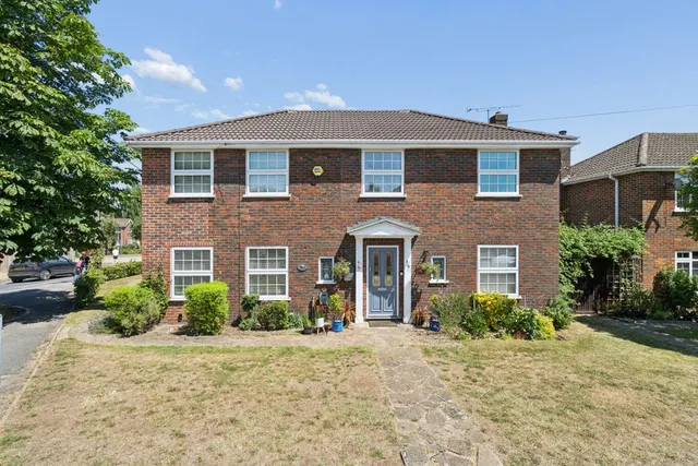 The Orchard Flackwell Heath, High Wycombe HP10 9PR, photo 1