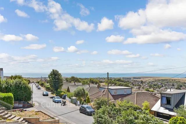 Crescent Drive North, Woodingdean, BN2, photo 2