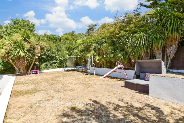 Crescent Drive North, Woodingdean, BN2, photo 3