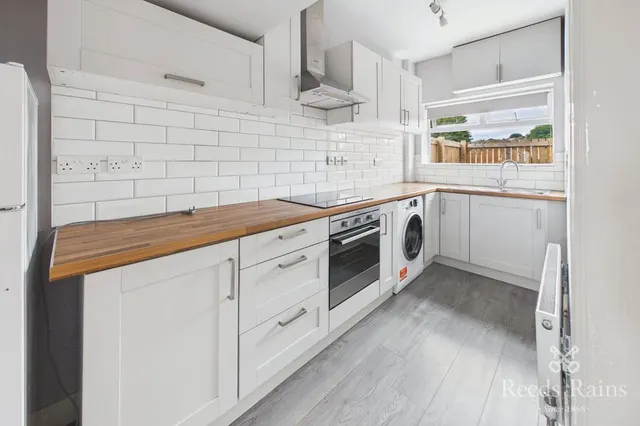 Photo 3 — Eshald Place, Woodlesford, West Yorkshire, LS26