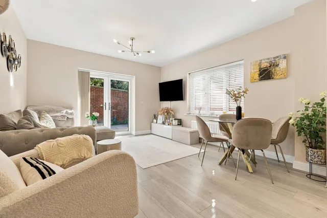 Tilbury Lodge, South Croydon, CR2, photo 2