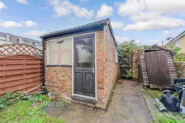 Churchfield Road, Welling, DA16, photo 3
