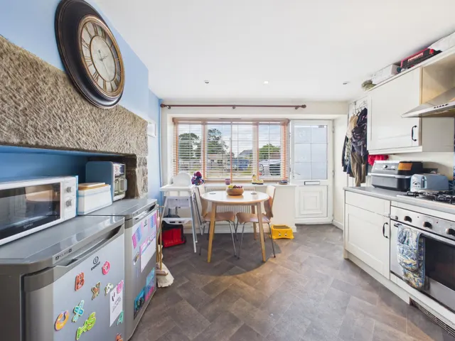 High Street, Bream, GL15, photo 2