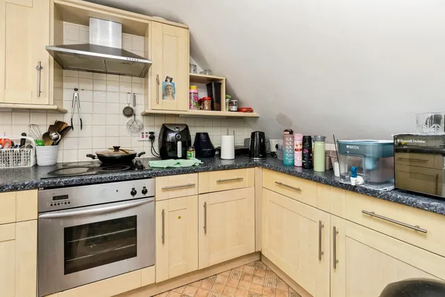 Parsonage Road, Horsham, RH12, photo 3