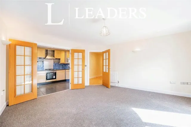 Jupiter Court, Gunwharf Quays, PO1, photo 2