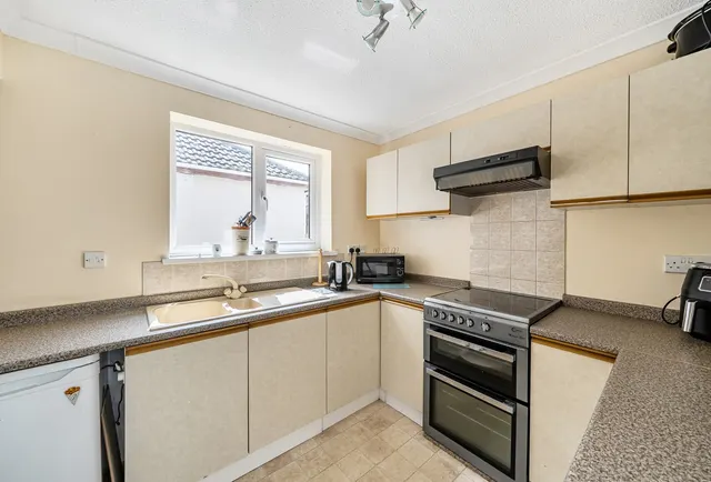Photo 2 — Plumptre Road, Somerset, Paulton, BS39 7RX