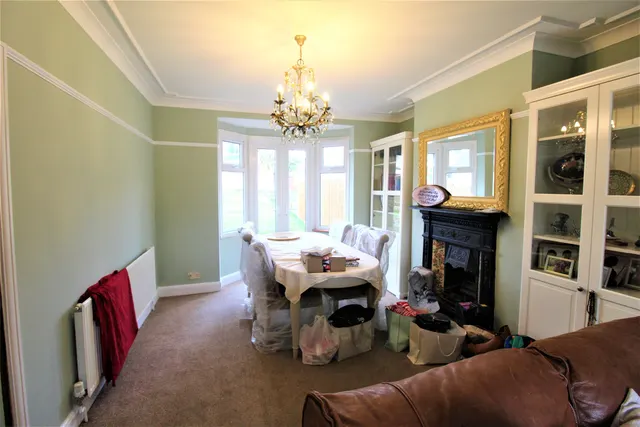 Photo 2 — Allenby Crescent, Grays, Essex, RM17 6DH