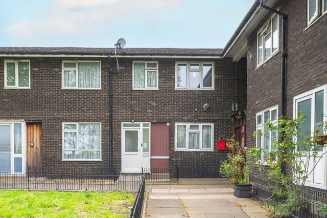 13 Stane Way, London, photo 1