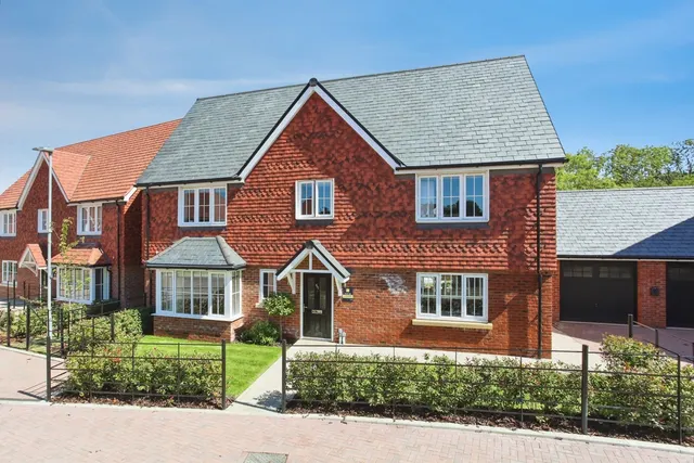 Hartley Road, Cranbrook, TN17, photo 1