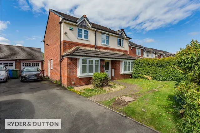 Elmstone Drive, Royton, OL2, photo 1