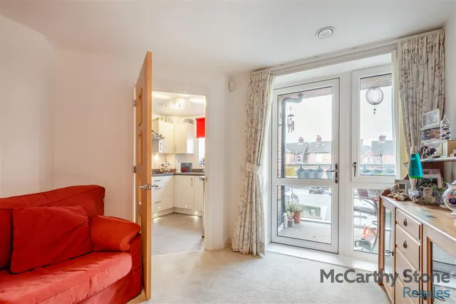 St. Johns Road, Tunbridge Wells, TN4, photo 2