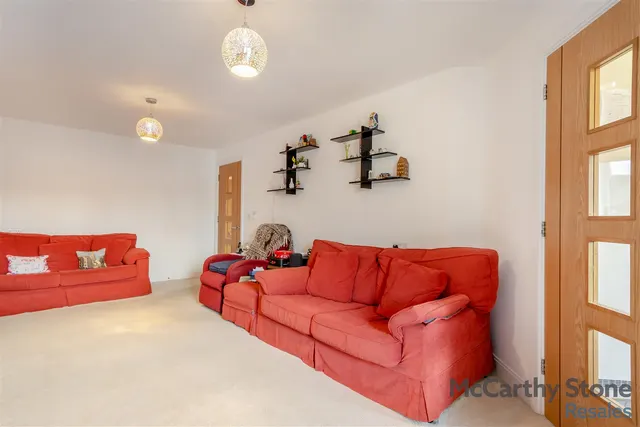 St. Johns Road, Tunbridge Wells, TN4, photo 3